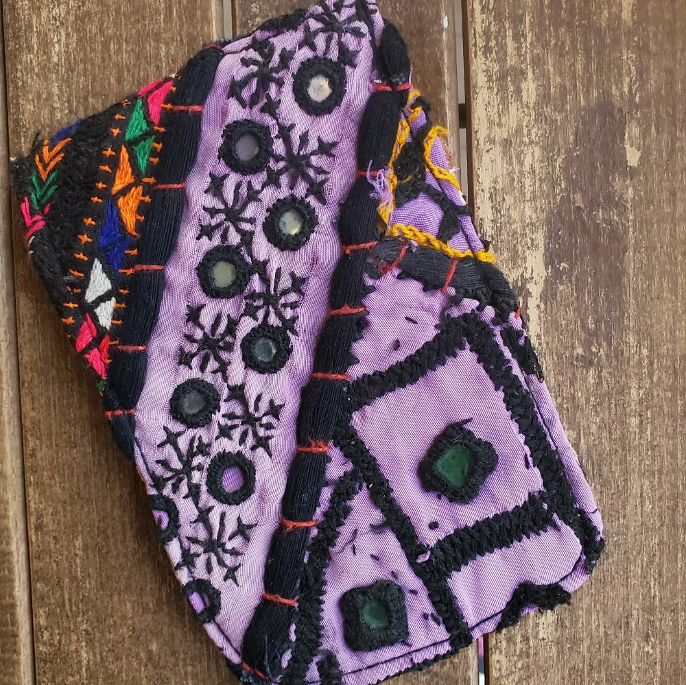 🪬🍄 Free People Boho Embroidered Repurposed vtg banjara hippie Wallet card case